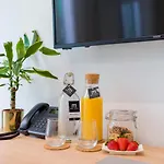 Emete & Coworking By Airnest מלון לאס פאלמס דה גראן קנאריה