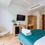 Emete & Coworking By Airnest מלון